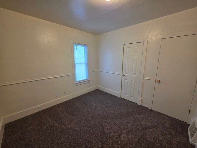 Foto del edificio - 216 S Mason St