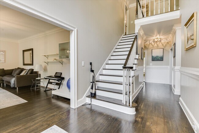 Foto del edificio - 126 Dewberry Ln