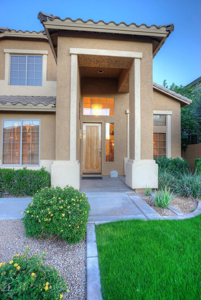 Foto del edificio - 553 N Kimberlee Way