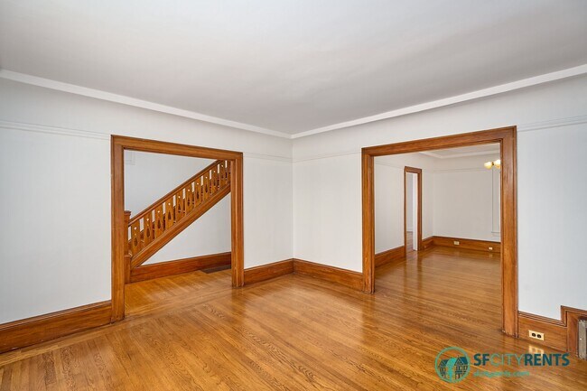 Foto del edificio - West Portal: Single Family Home One Block ...