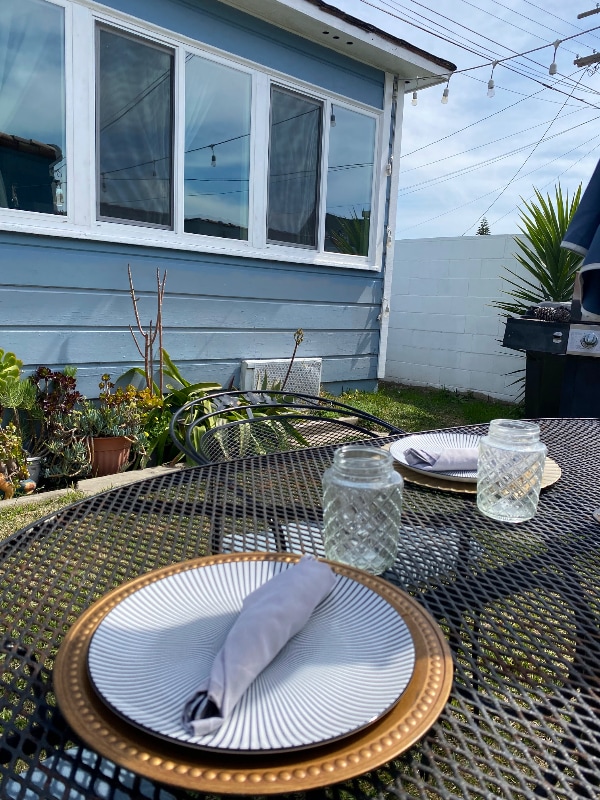 Foto del edificio - 8735 1/2 Harvard Blvd