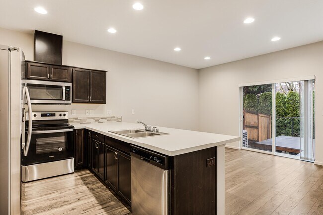 Foto del edificio - 2239 NE 118th Pl