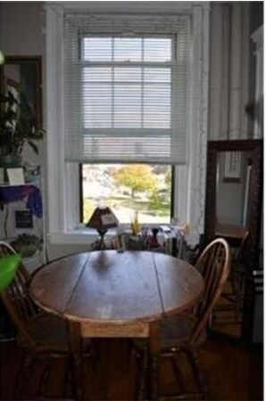 Foto del edificio - 122 Riverway