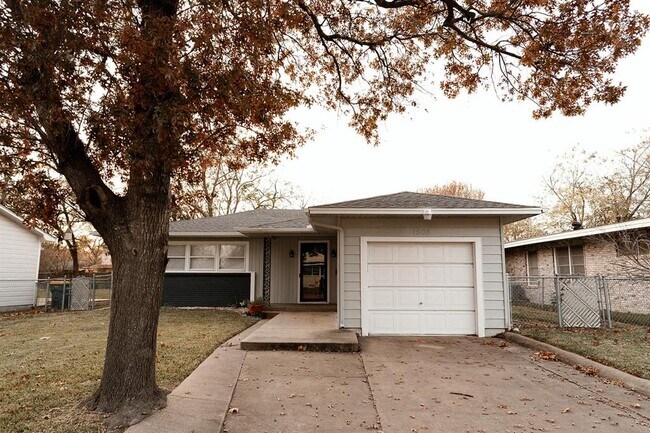 Building Photo - 1508 N Highland Ave