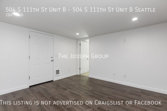 Building Photo - 504 S 111th St