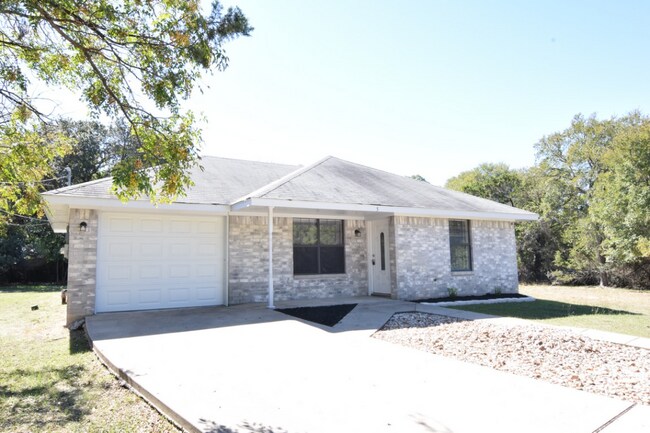 Building Photo - 5 Cactus Ct