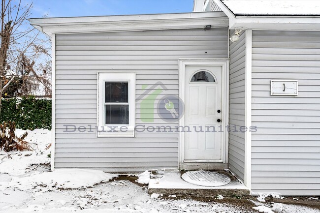 Foto del edificio - 655 High St SW