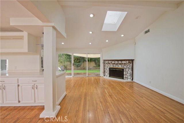 Foto del edificio - 6719 Sale Ave