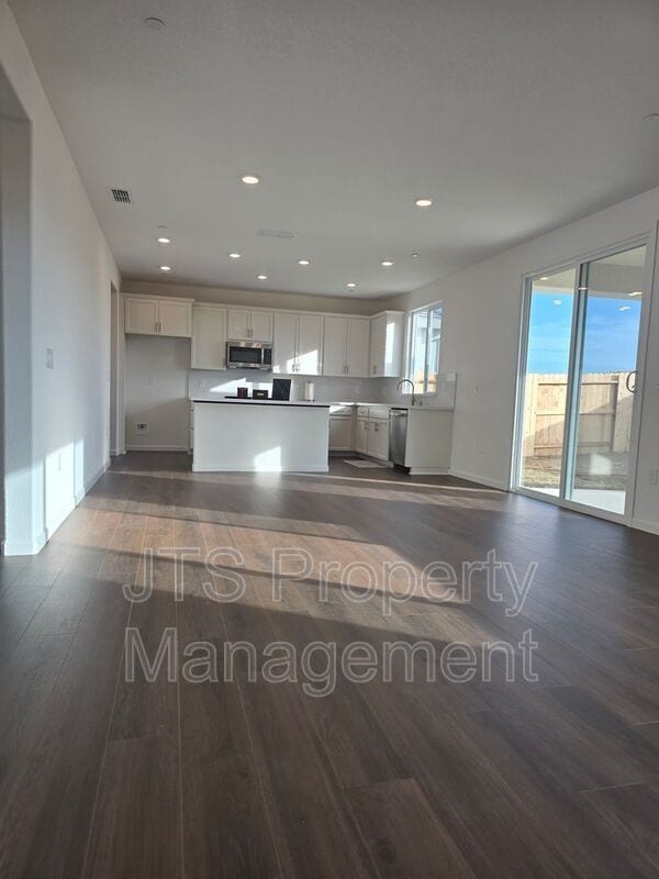 Foto del edificio - 7193 Great Copper St