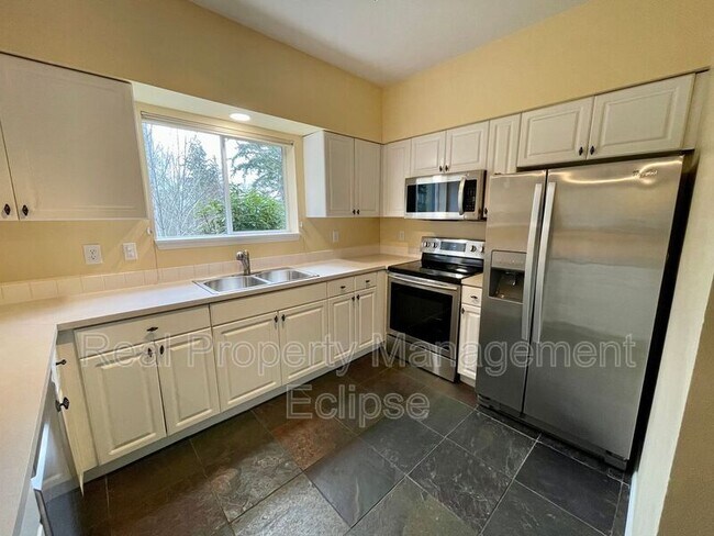 Foto del edificio - 2965 142nd Pl SE