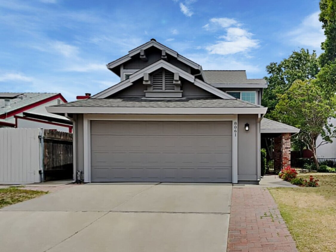 Primary Photo - 8061 Dunsmuir Ct