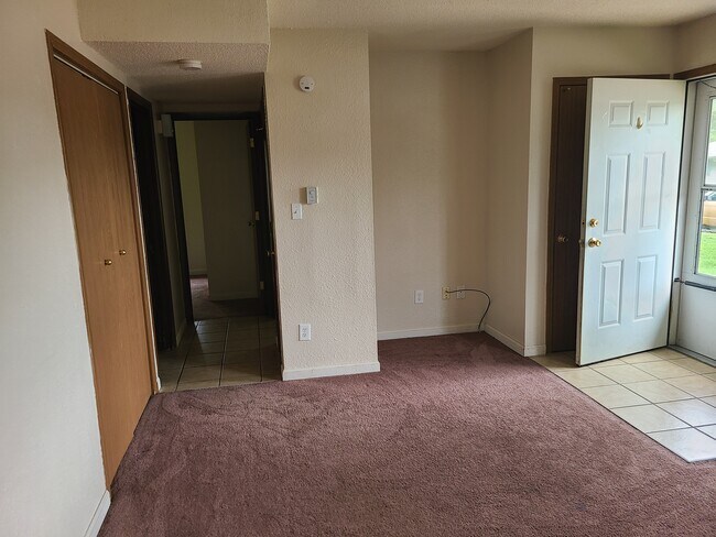 1104 living room to hall - 1104 N Aztec Ct