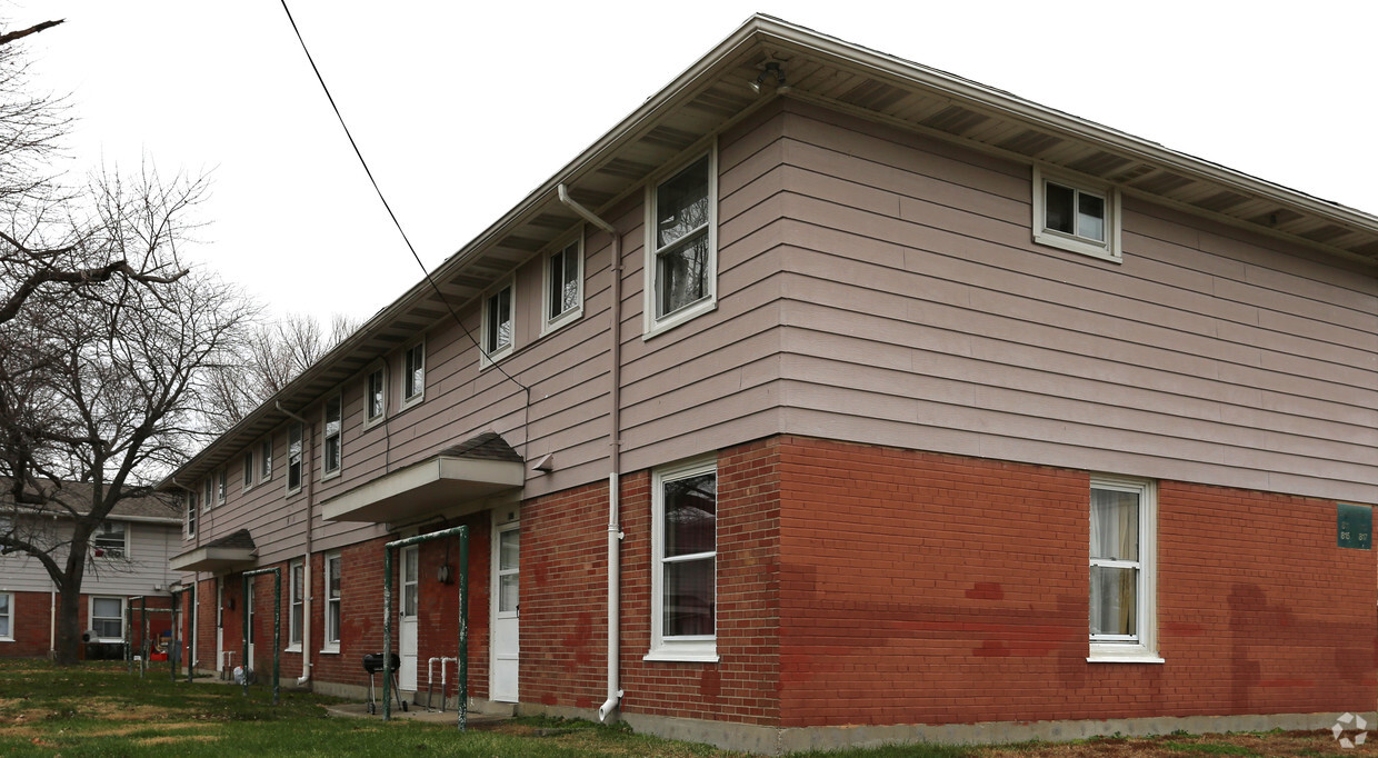 Building Photo - Riverside Homes