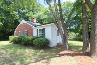 Building Photo - 309 Ardrey St