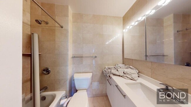 Foto del edificio - 247 W 87th St