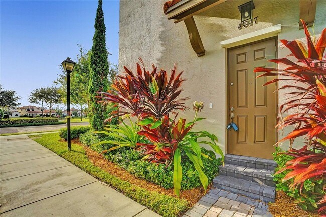 Building Photo - 4017 Cascada Cir
