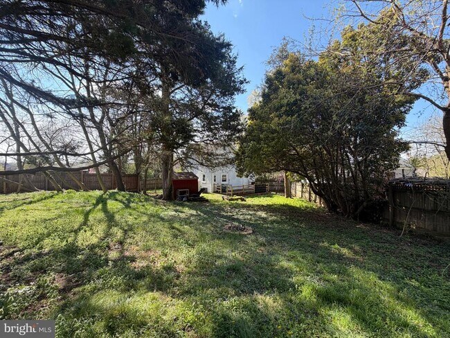 Foto del edificio - 5014 Delaware St