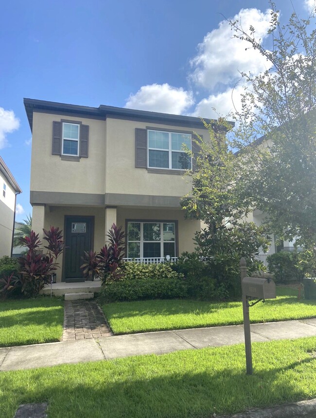 Building Photo - 8559 Crescendo Ave