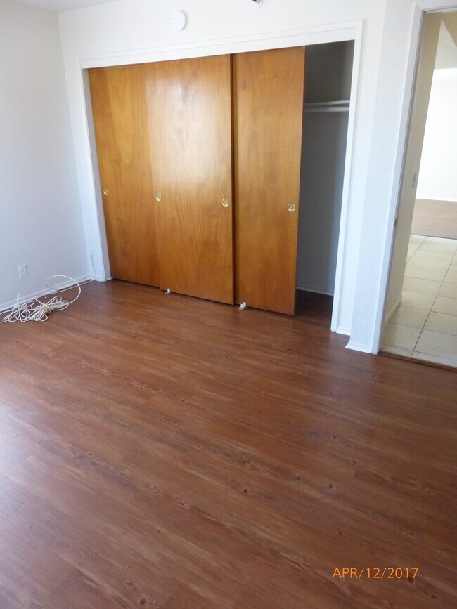 Building Photo - 3301 W 139th St