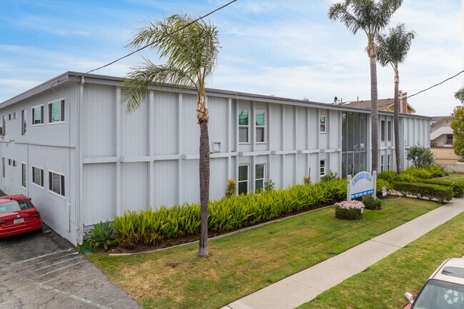 3510 Emerald St - Emerald Villas