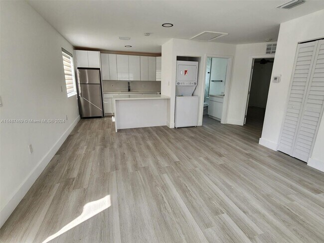 Foto del edificio - 1247 NW 28th St