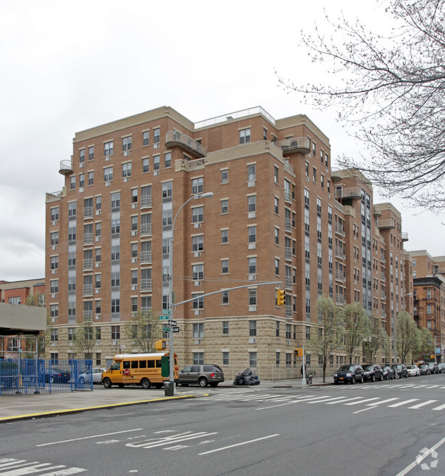 Primary Photo - Madison Park Apartments