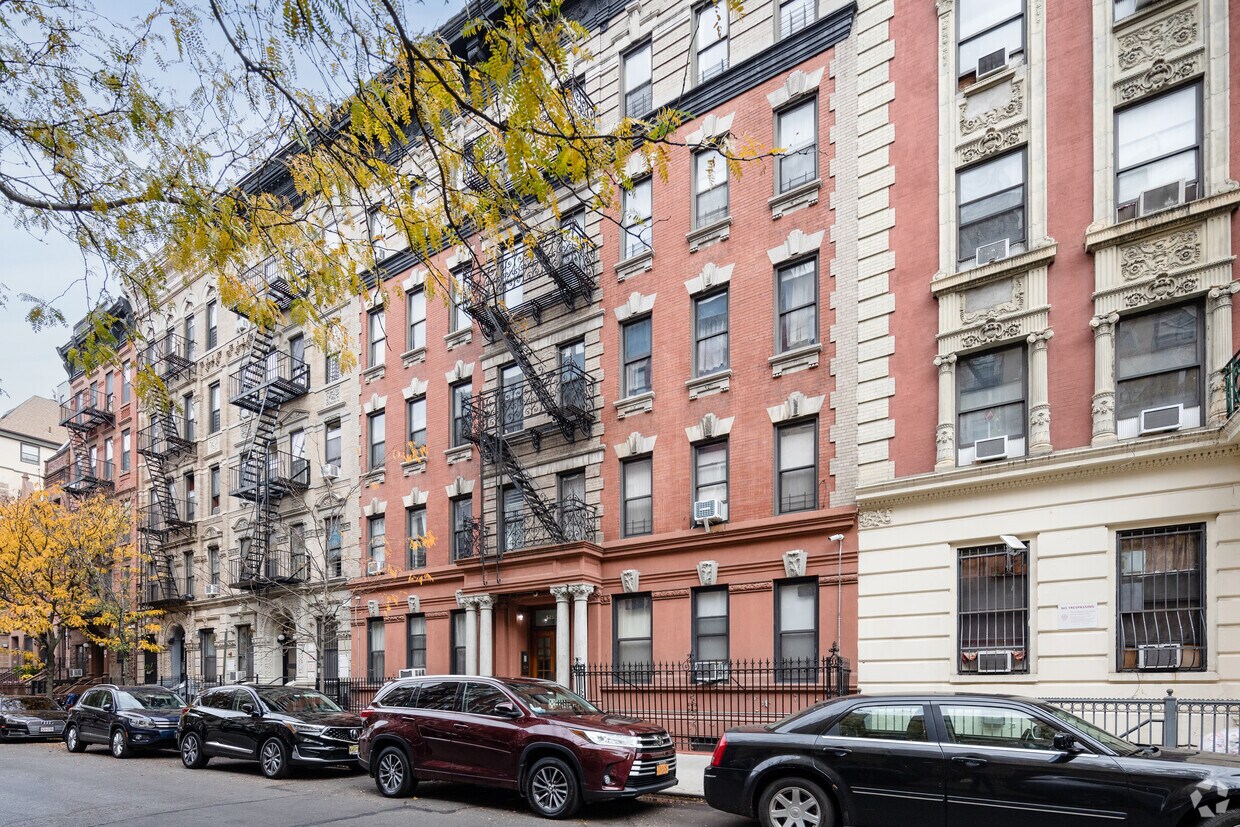 Primary Photo - 523-525 W 152nd St