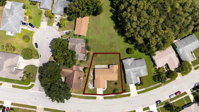 Building Photo - 10737 Larissa St