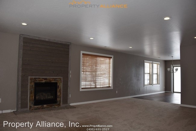 Building Photo - 5812 Sagebrook Dr