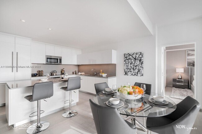 Foto del edificio - 88 SW 7th St