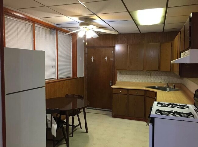 Foto del edificio - 3431 S Emerald Ave