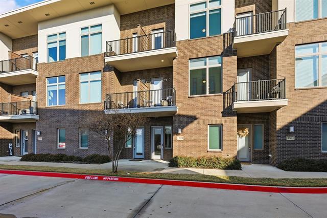 Foto del edificio - 2519 Vintage Pl Cir