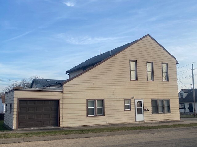 Building Photo - 2801 Roosevelt St