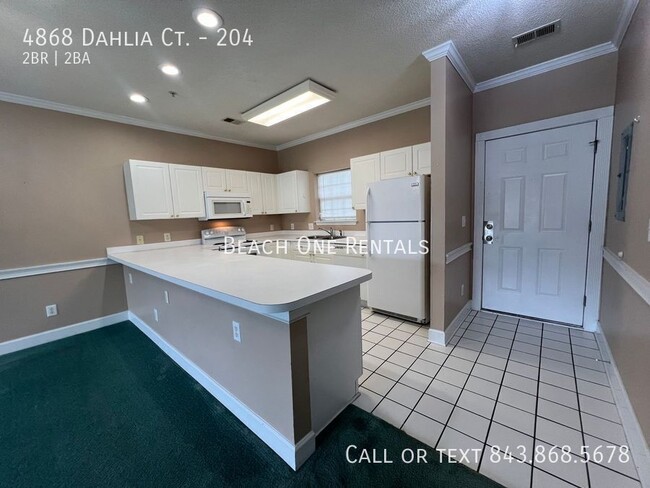 Foto del edificio - 4868 Dahlia Ct