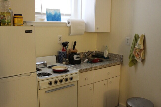 Foto del edificio - 879 Beacon St