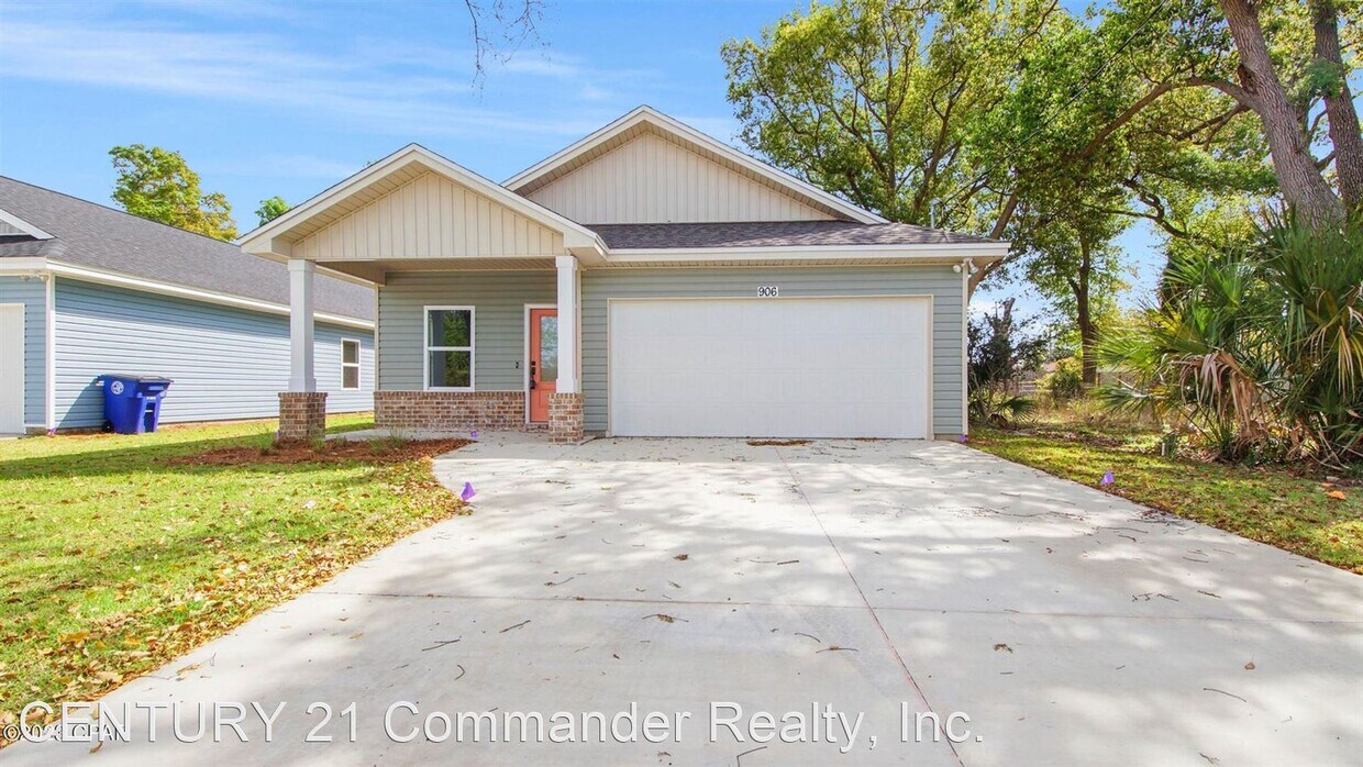 Primary Photo - 3 br, 2 bath House - 906 Mulberry Ave.