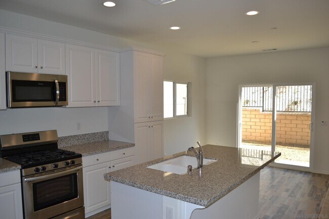 Building Photo - 35329 White Camarillo Ln