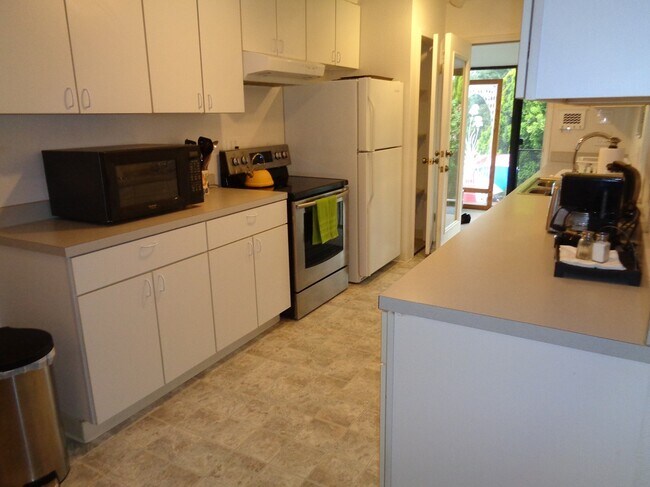 Foto del edificio - 9965 SW 170th Ave
