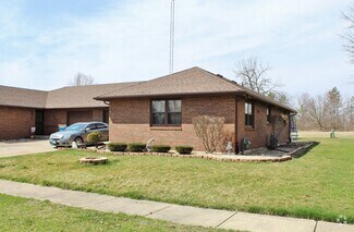 Building Photo - 303 Carriage Dr