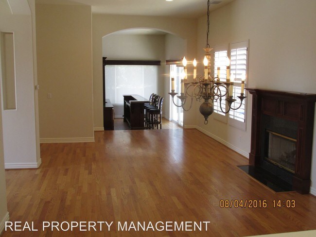 Building Photo - 156 Chinquapin Ave