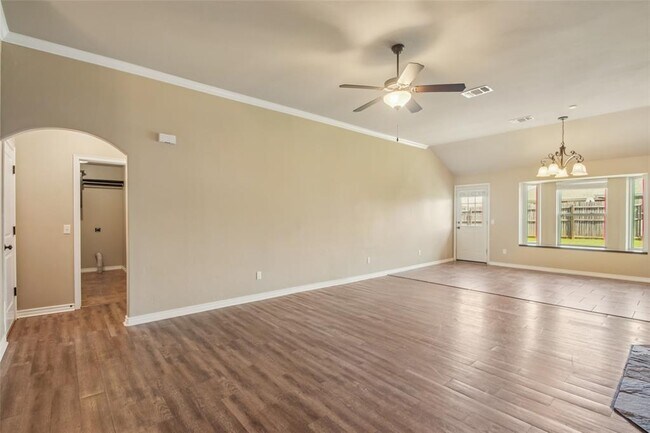 Foto del edificio - 3913 Caraway Ln