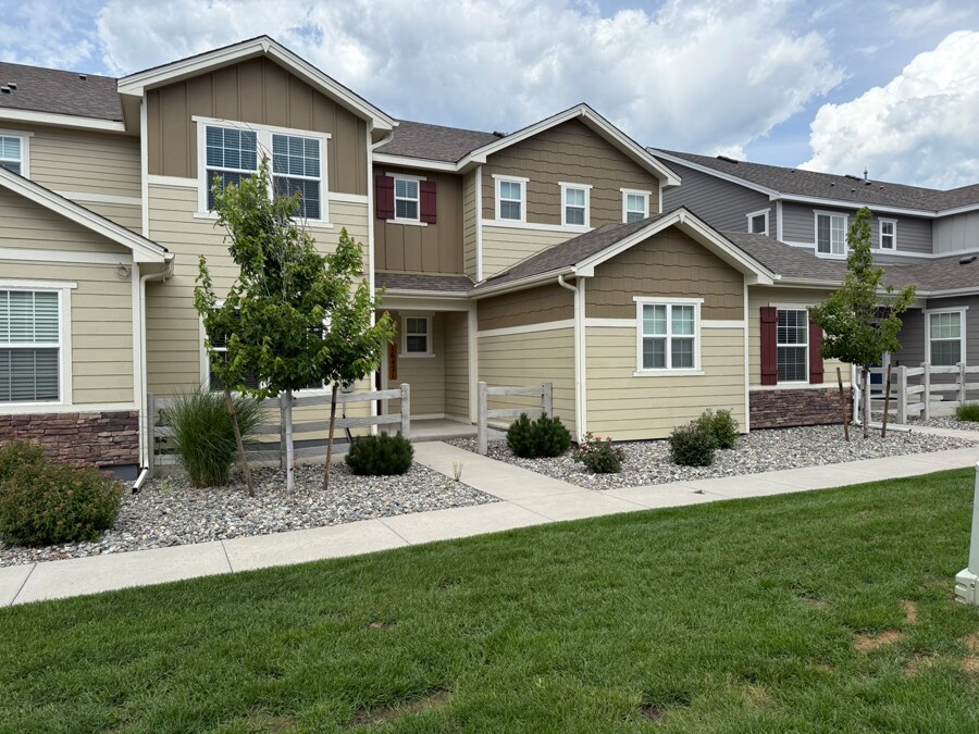 Foto principal - 16421 Hay Barn Hts