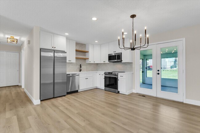 Brand New Appliances - 2052 Saint Christopher Way