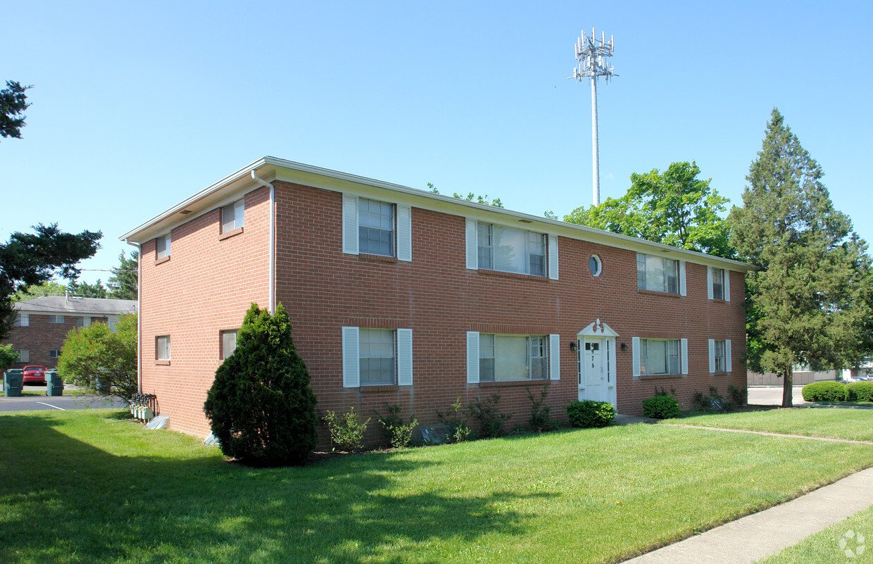 Foto principal - 4976-4988 Arbor Village