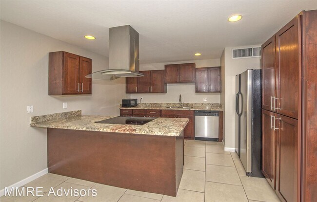 Foto del edificio - 3 br, 1.5 bath House - 36 E Fillmore