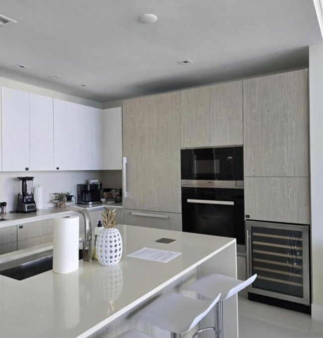 Foto del edificio - 3100 N Ocean Dr