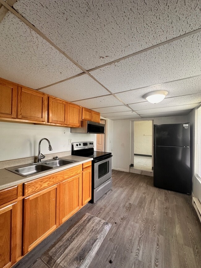 Building Photo - 1302 Sabraton Ave