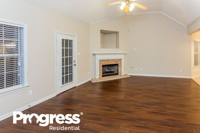 Foto del edificio - 9280 N Fairmont Cir