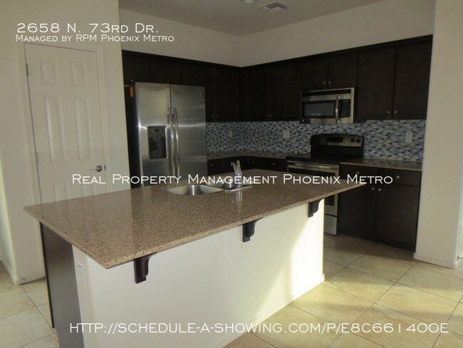 Foto del edificio - 3 BEDROOM HOME IN IMMACULATE CONDITION!!