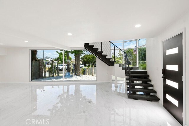 Foto del edificio - 1580 San Bernardino Pl